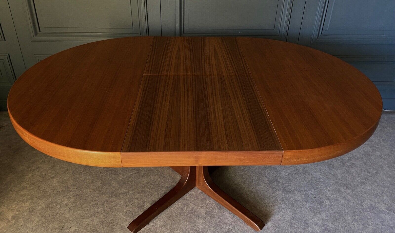 Table Baumann scandinave ronde 1970 rallonges a systeme 4 à 8 personnes