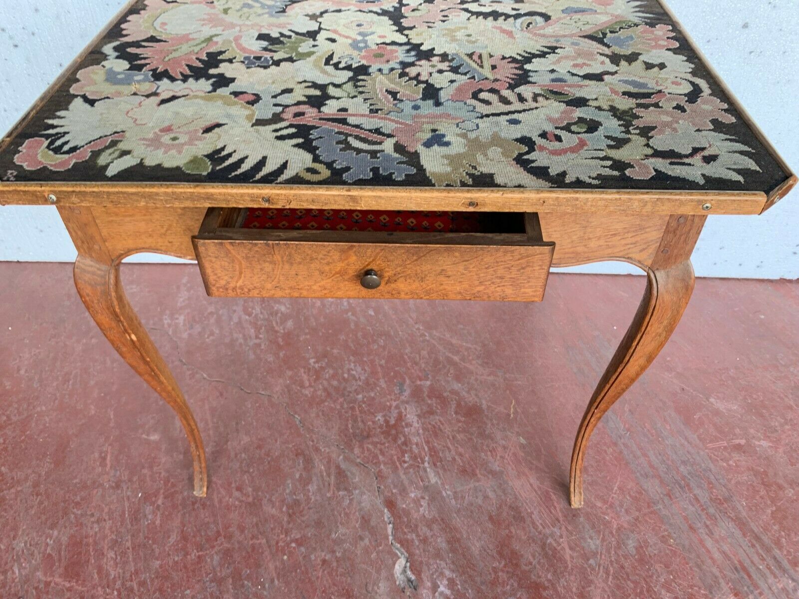 Game table