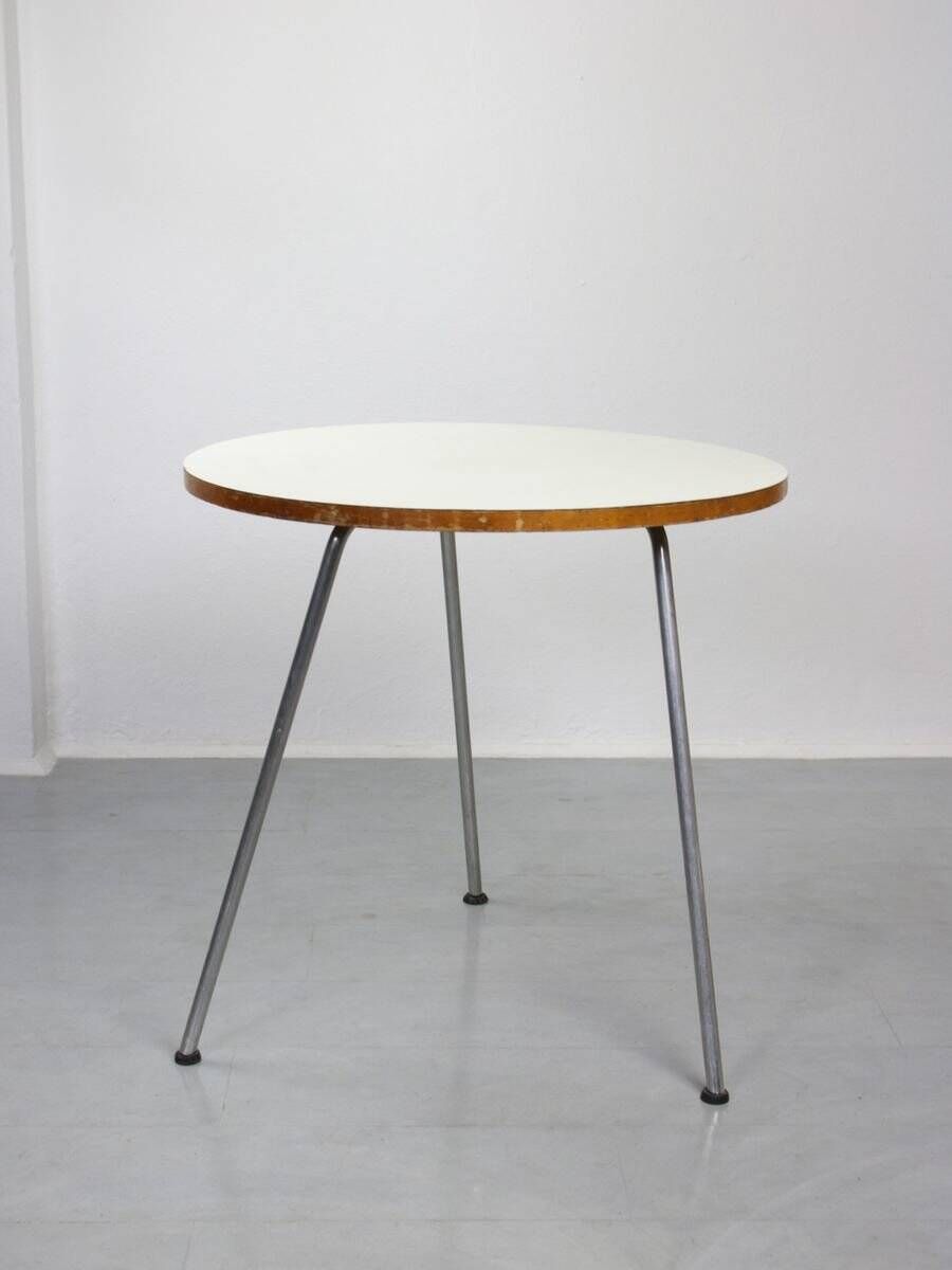 Mid-century Vertigo table