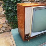 Vintage television Amplivision model AV 604