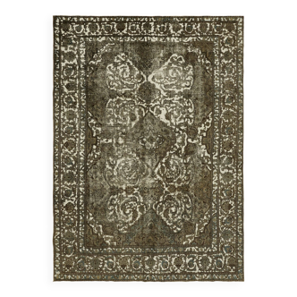 Hand-Knotted Persian One of a Kind 1970s 279 cm x 380 cm Beige Wool Carpet