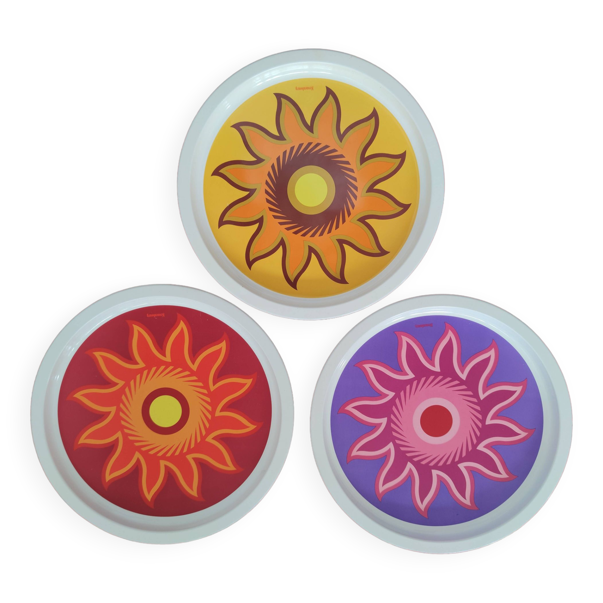 Set of 3 vintage serving trays Diameter 33cm