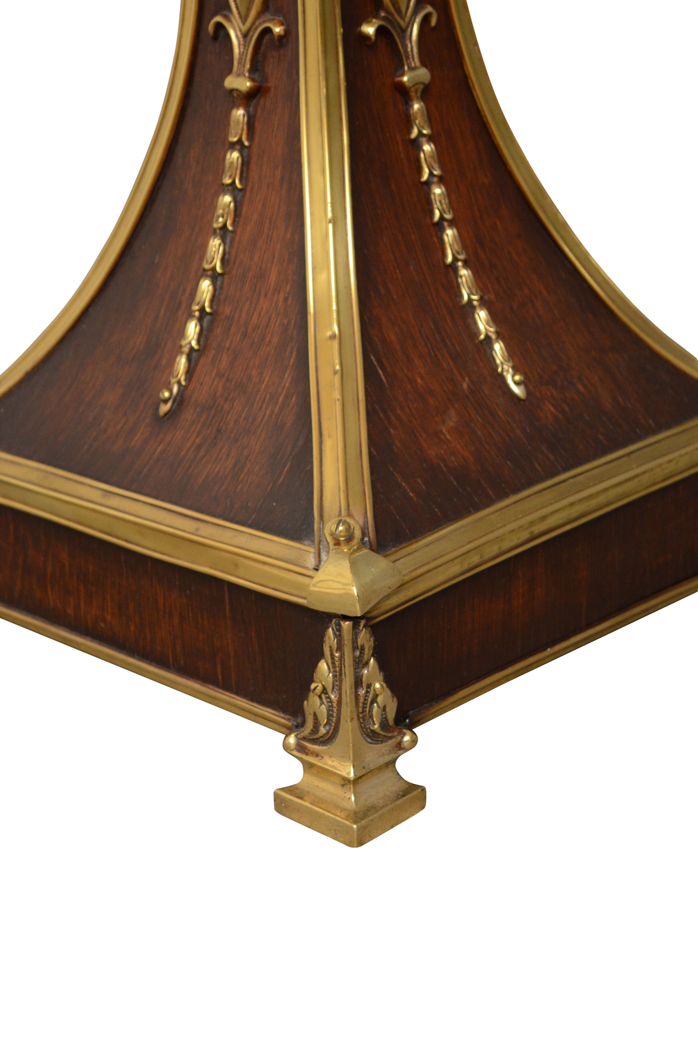 Early XXth century rosewood and brass floor lamp