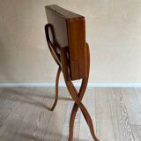 Foldable portable desktop