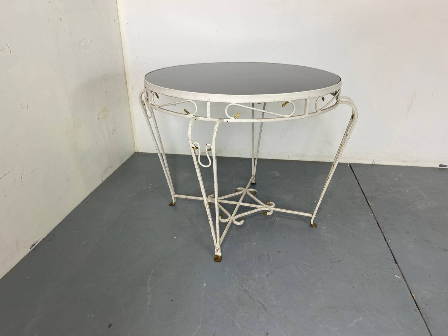 Table d'appoint vintage en fer forgé du milieu du siècle, années 1950