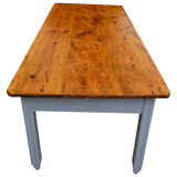 Farm table