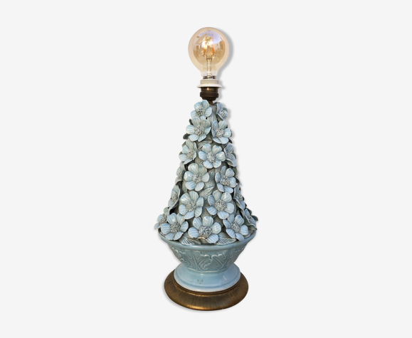 Manises ceramic lamp with blue flowers