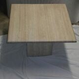 Table basse en marbre travertin