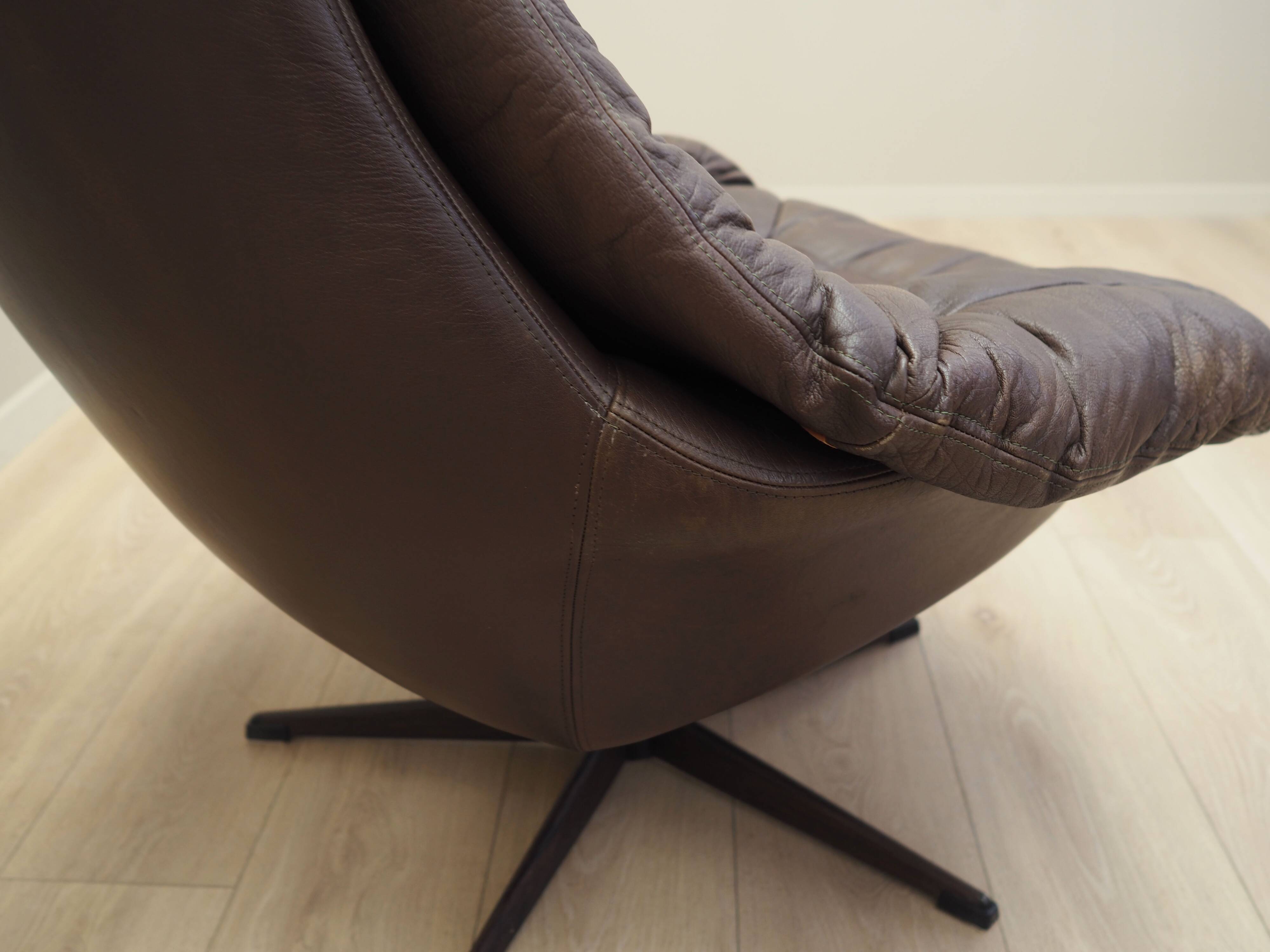 Leather swivel armchair, Danish design, 1960s, designer: H.W. Klein, manufacture: Bramin