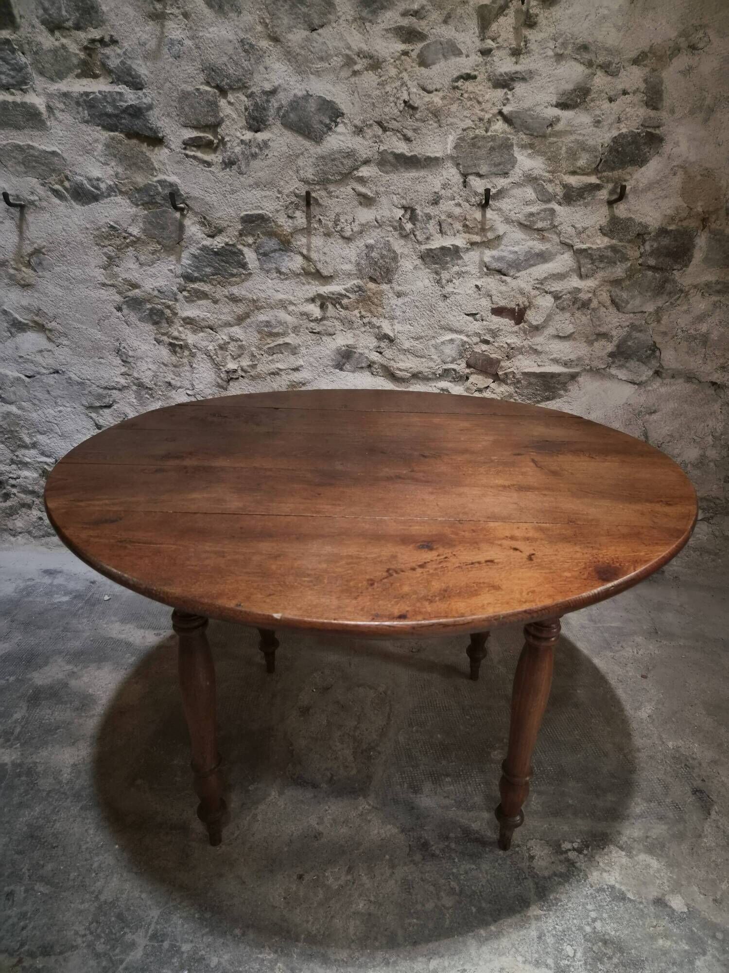 Table à abattants ancienne en chêne français, table à manger ronde, vers 1880–1920