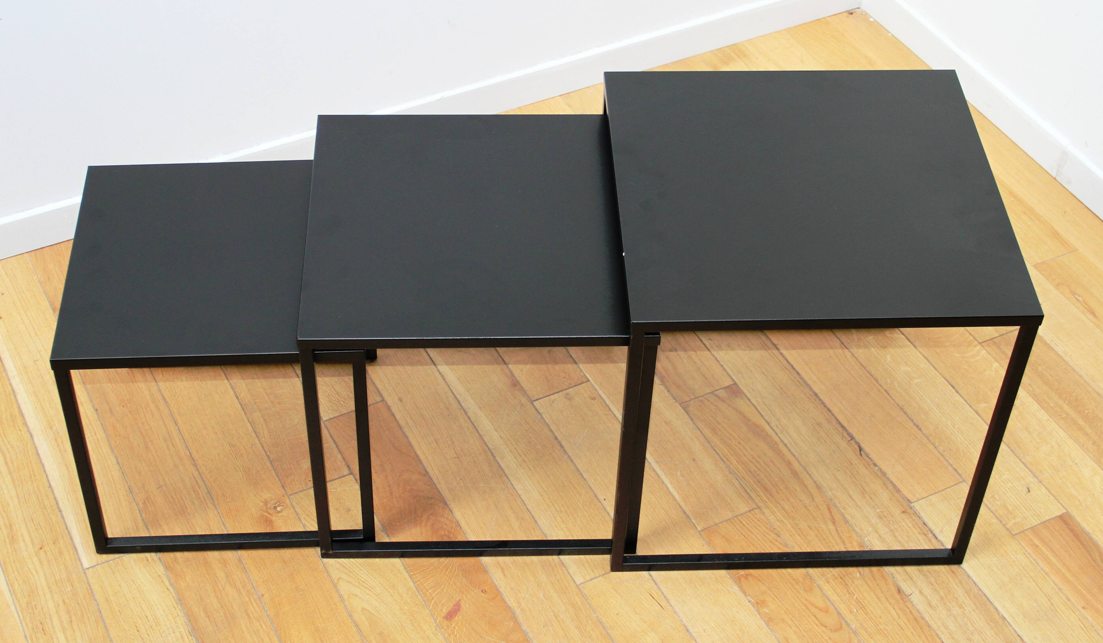 Tables design gigognes
