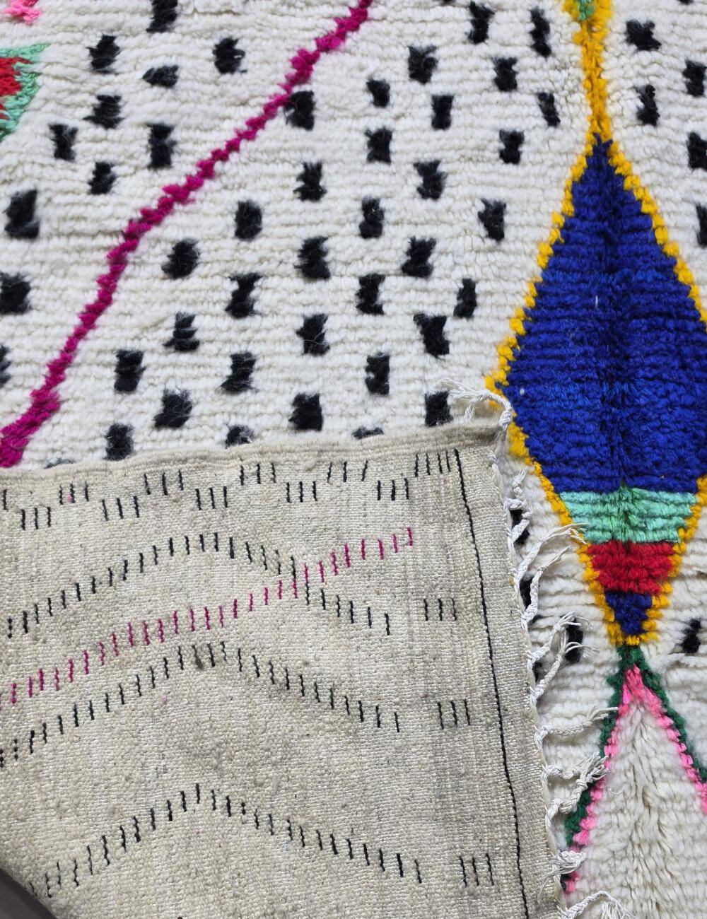 Berber Moroccan Azilal Rug - 300 x 190 cm