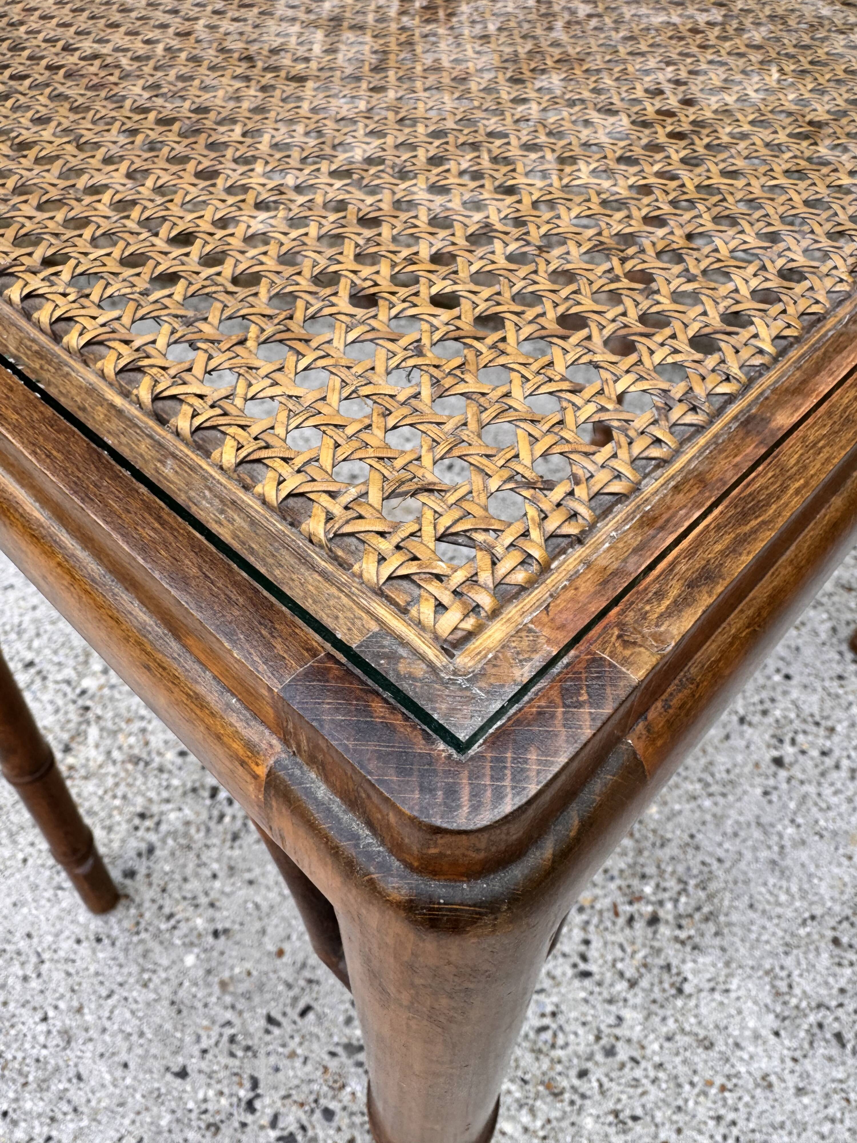 Console en faux bambou de style Chippendale