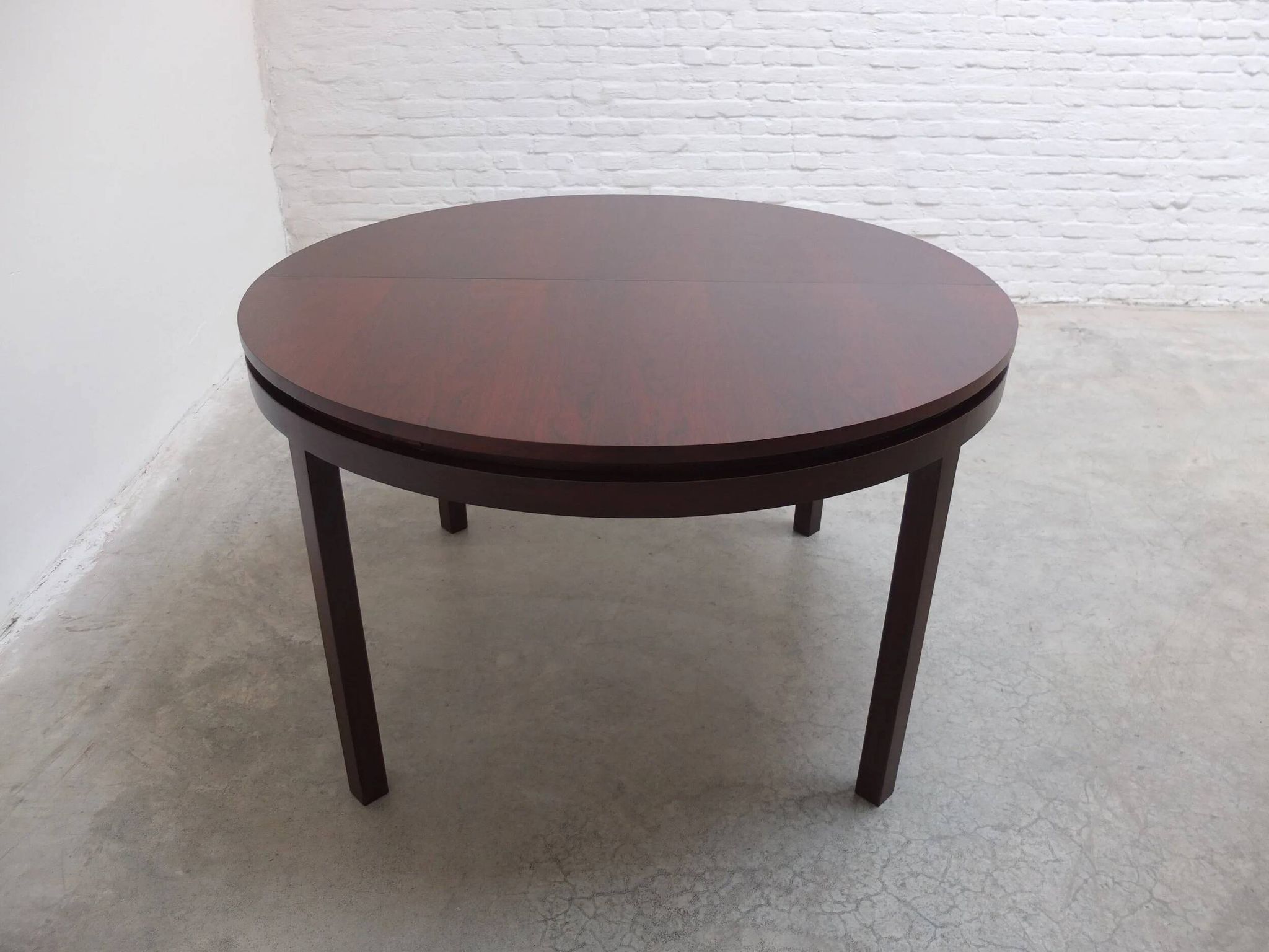 Extendable round to oval dining set by Alfred Hendrickx for Belform, 1960s.