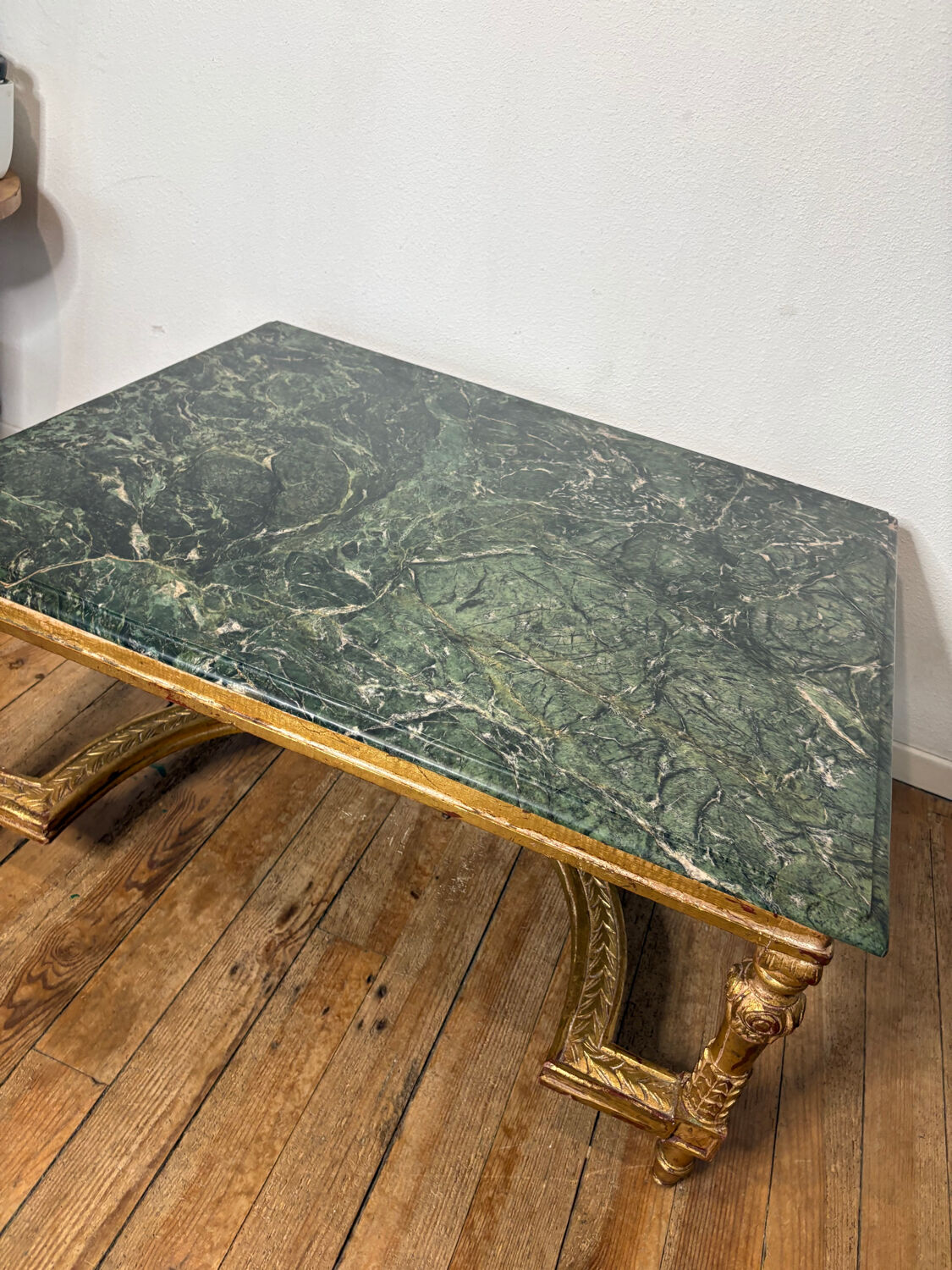 Coffee table in green marble and gilded wood, Louis XVI / Rococo style