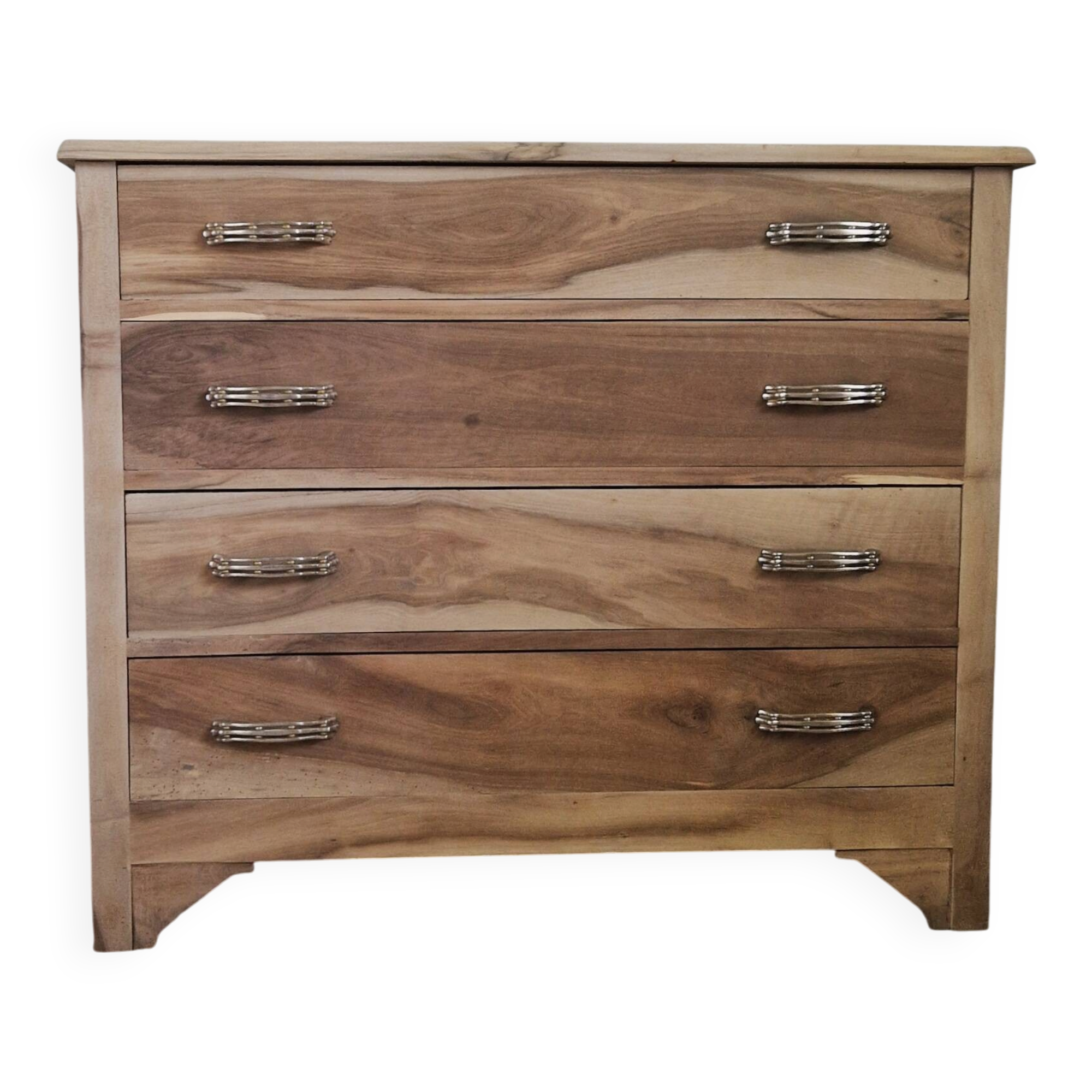 Ancienne commode en noyer