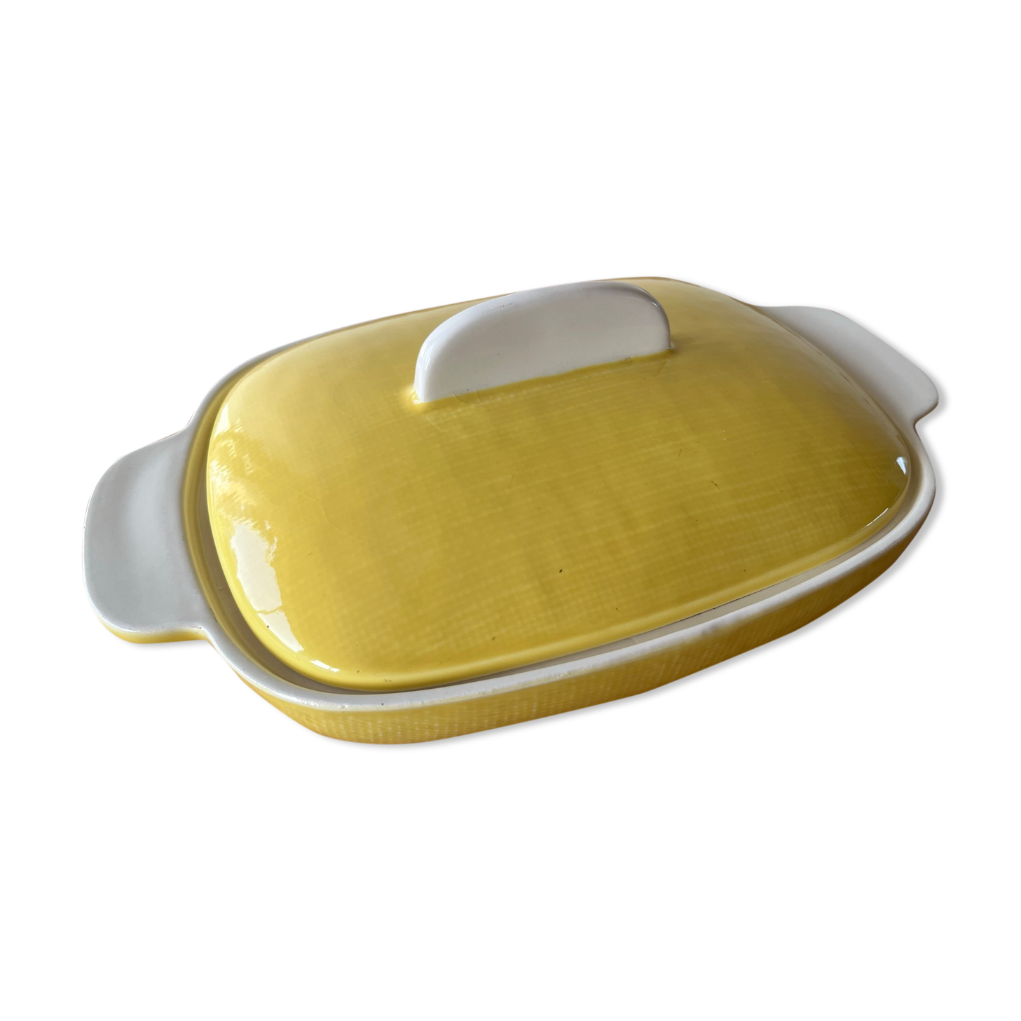 Flat and lid in yellow earthenware from Salins