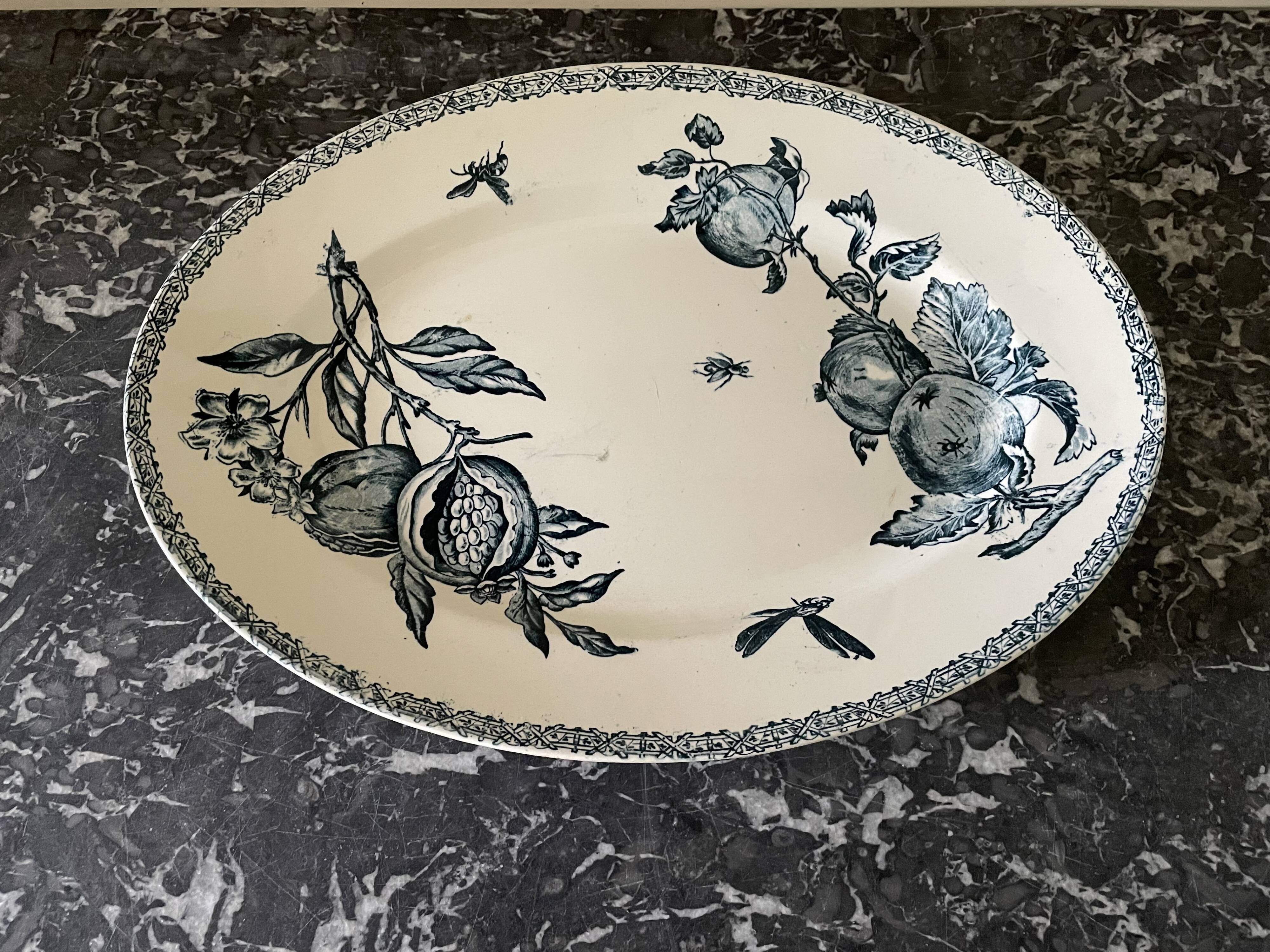 Iron earth serving dish