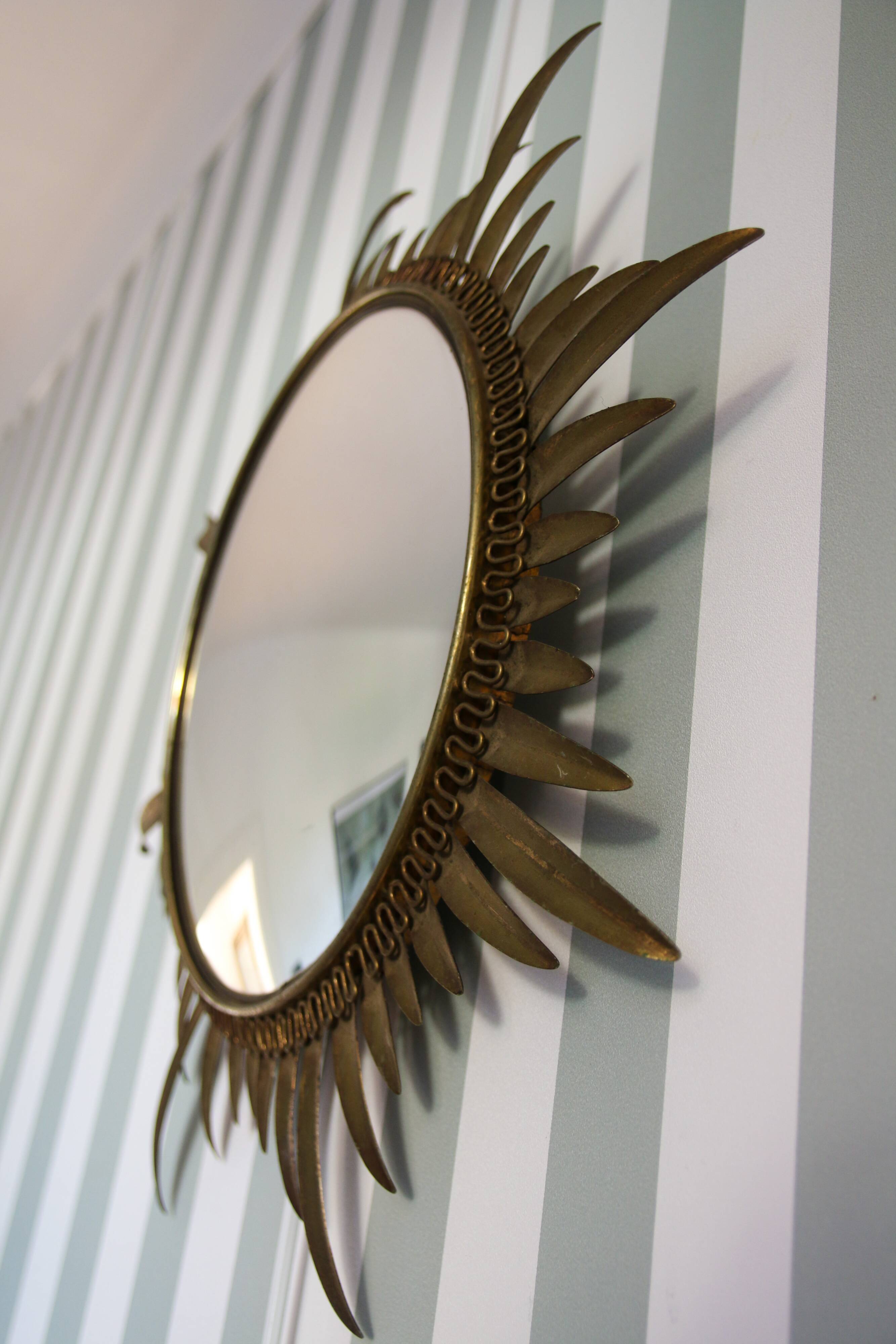 Miroir Sorcière mid Century cadre à palmes en métal