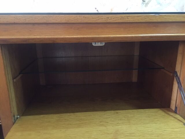 Buffet low foot compass