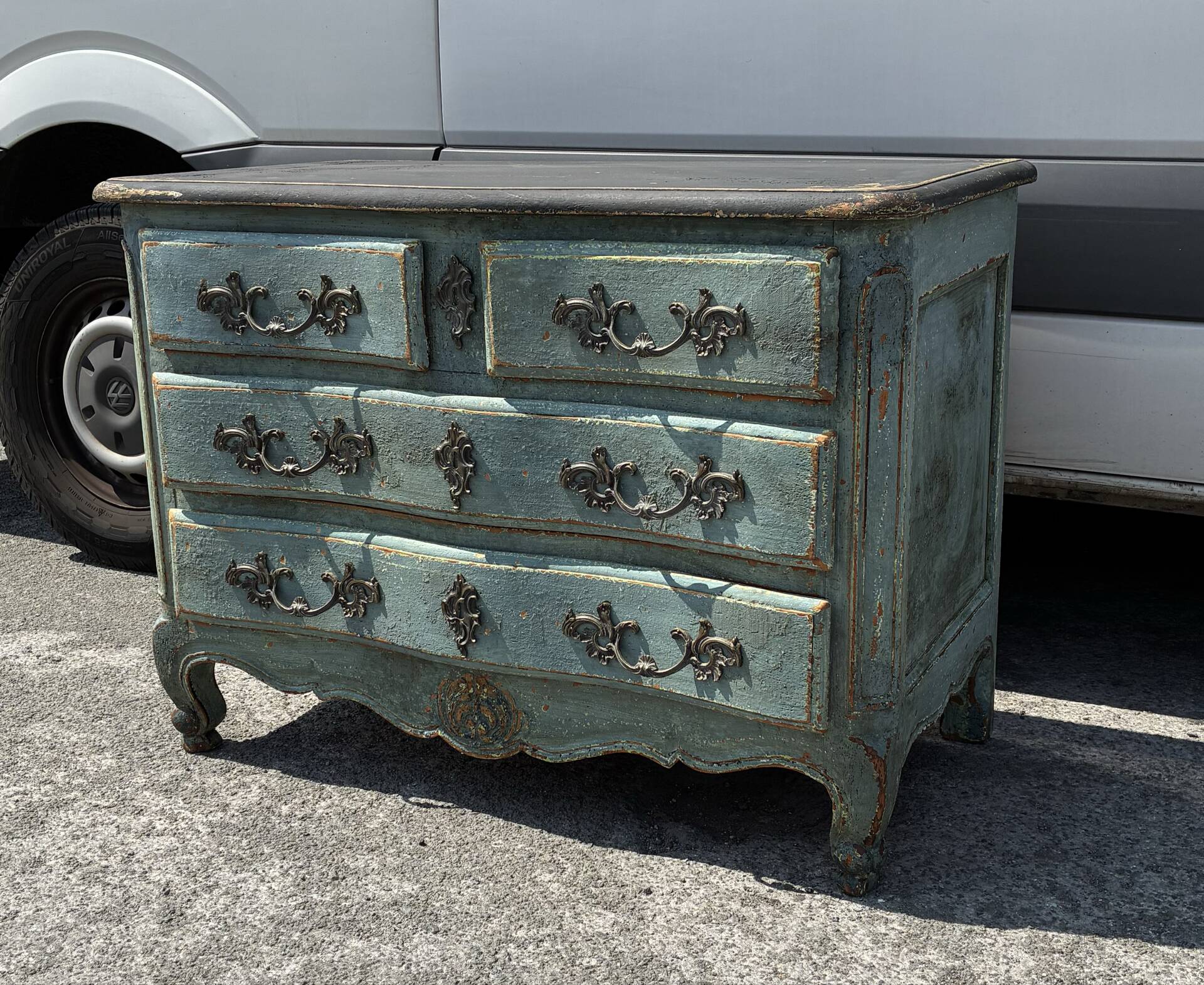 Antique Louis XV style chest of drawers