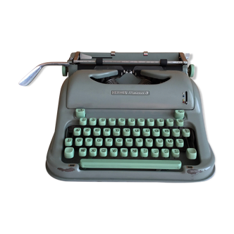 Machine à écrire Hermès média 3
