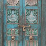 Porte Indienne Ancienne en Vieux Teck