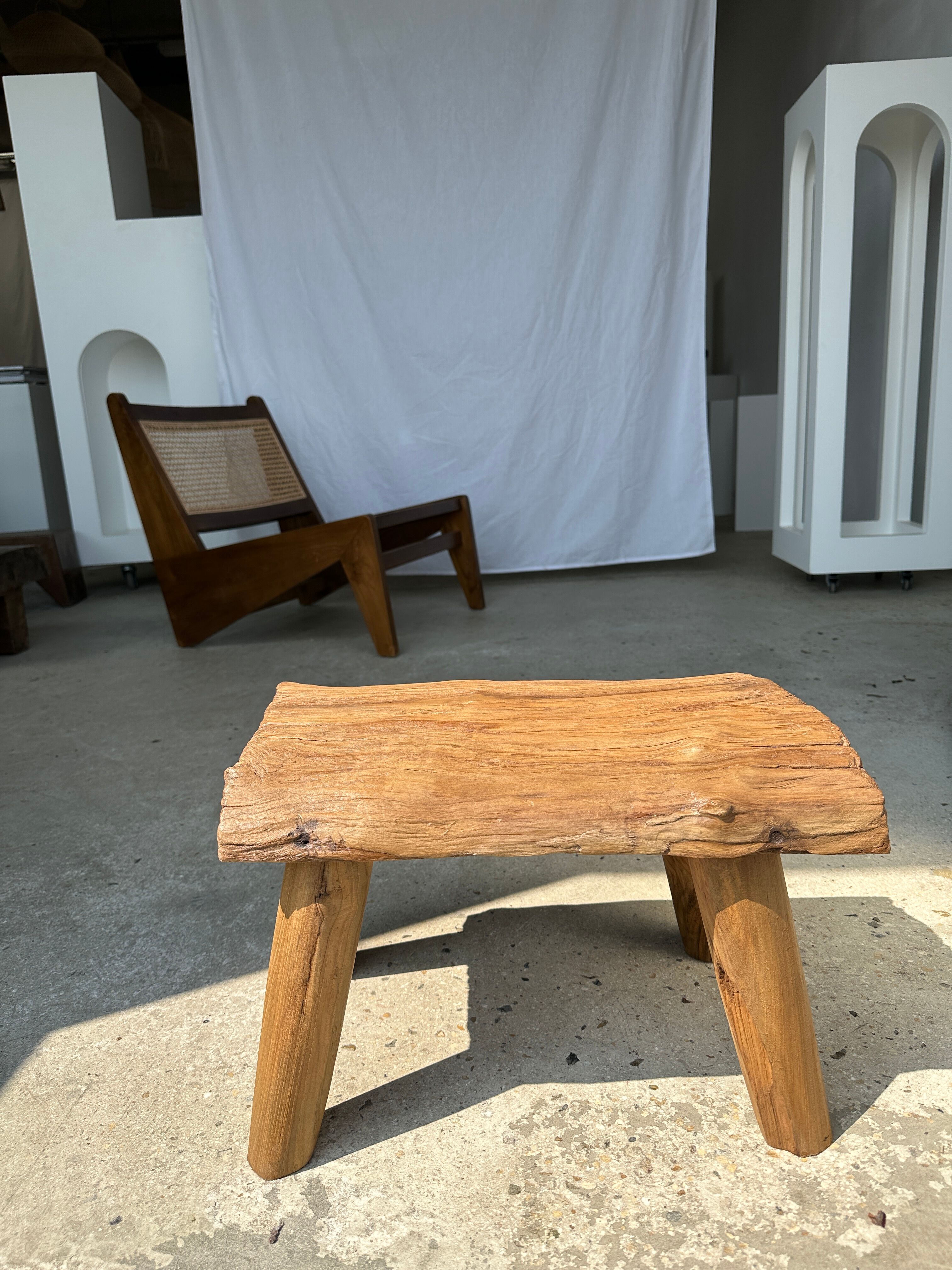 Small side table or stool in blond teak H:30 L43 l27