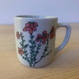 Small mug with flowers