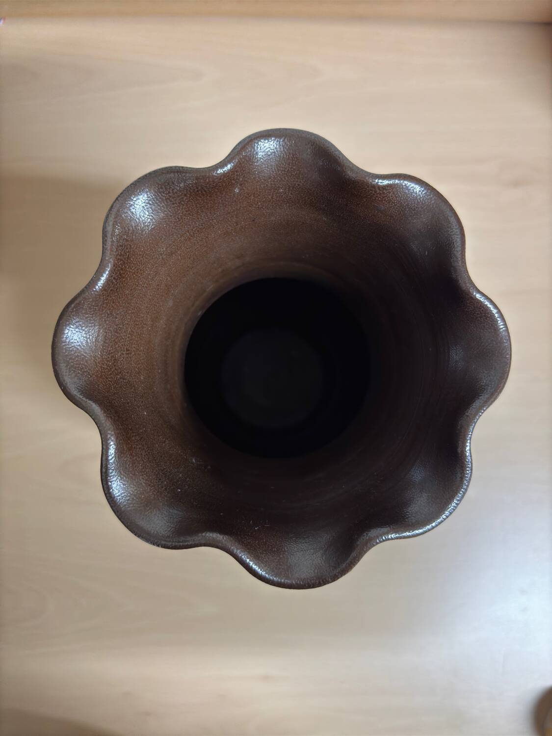 Vase de Noron à décor de fleurs