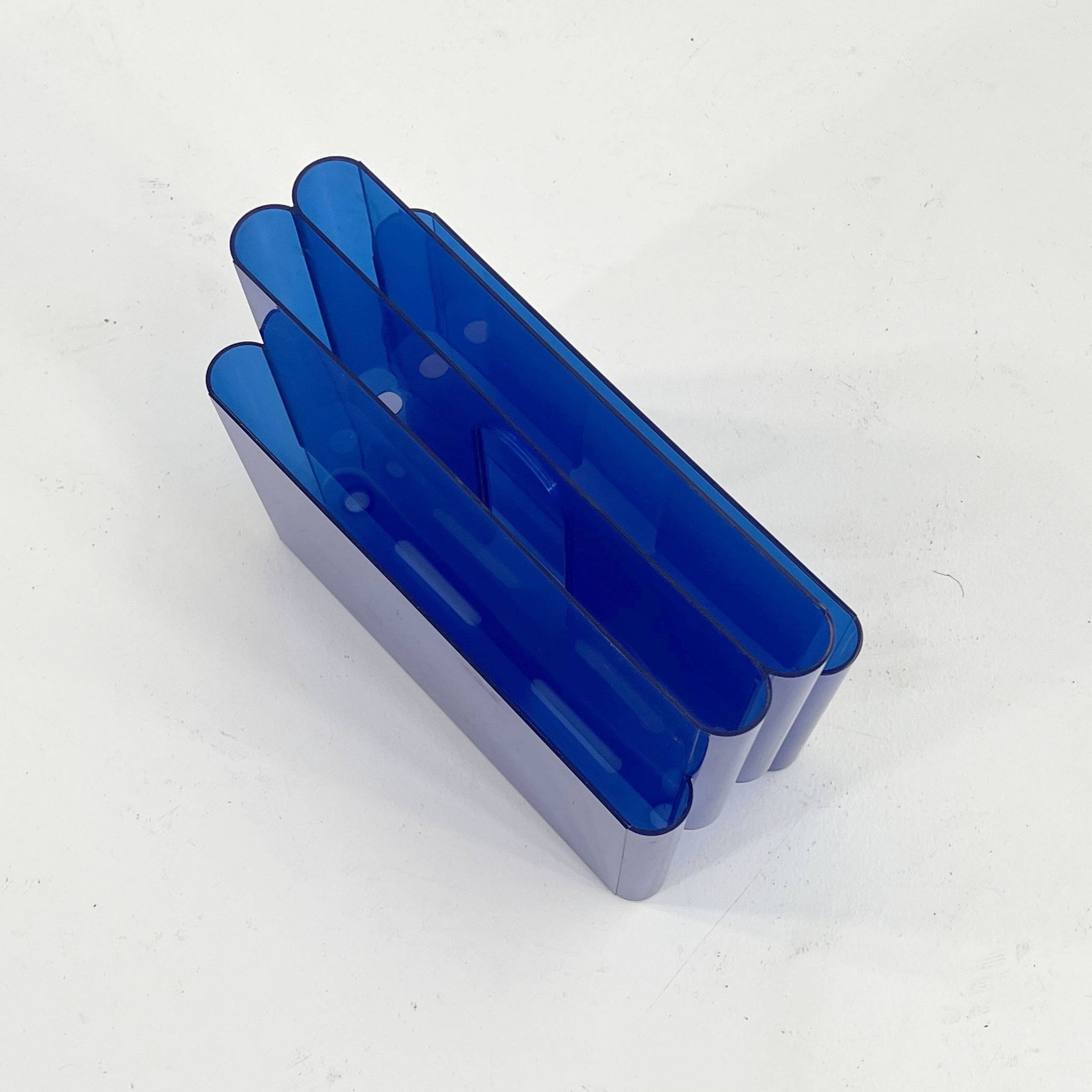 Transparent blue magazine rack by Giotto Stoppino for Kartell, 1970