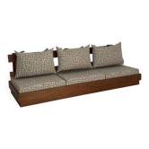 Banquette murale brutaliste