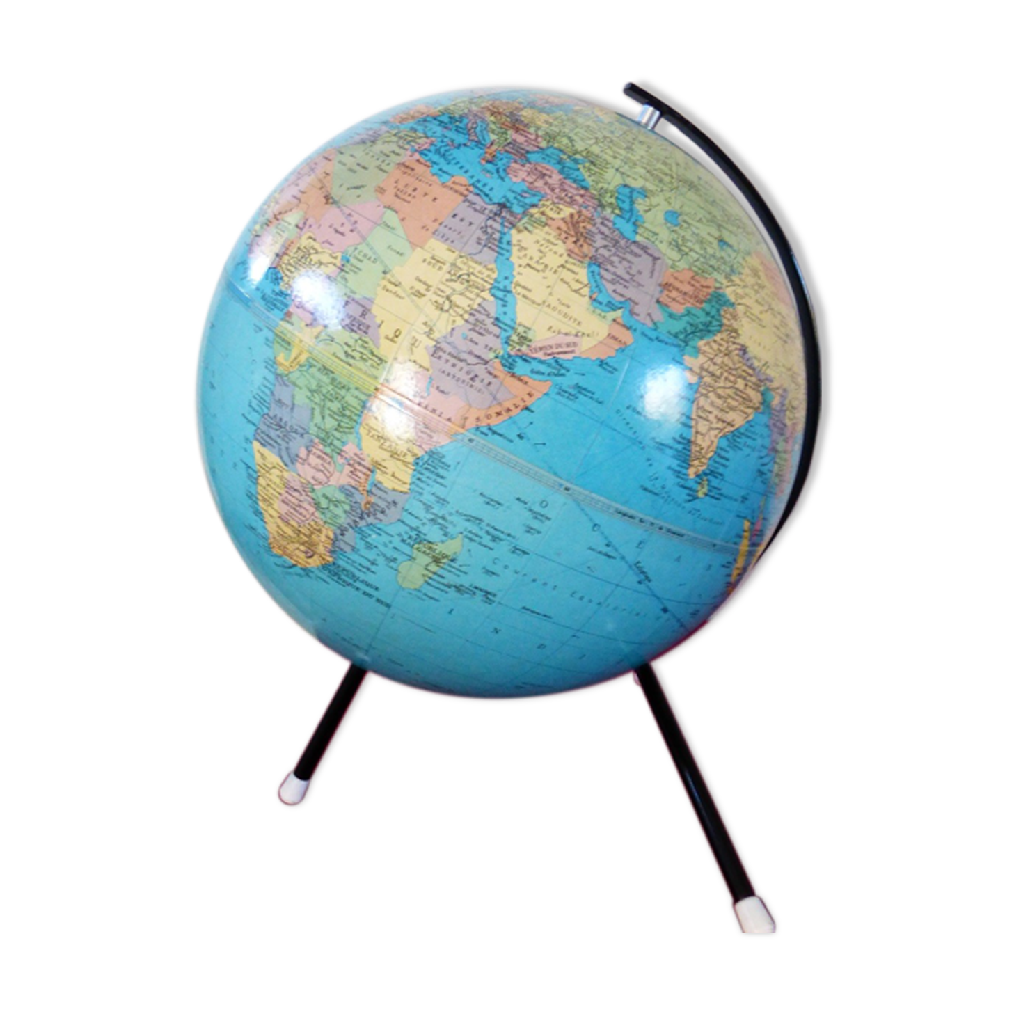 Globe terrrestre tripode taride 1974