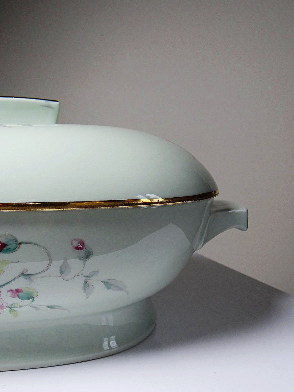 Soupière style art déco décor floral porcelaine céladon vintage Limoges France