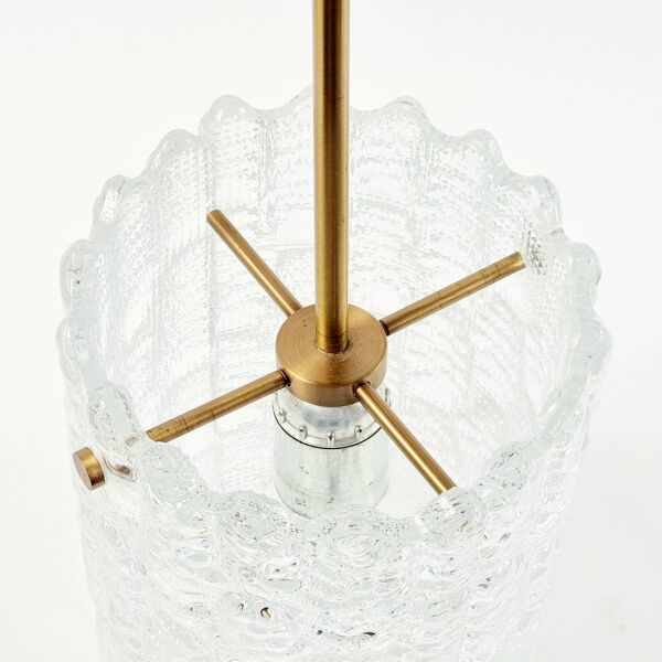 Plafonnier scandinave en cristal et laiton, style milieu du siècle, par C.Fagerlund