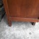 Commode à tiroirs pieds compas
