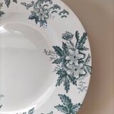 Porcelain plate St Amand