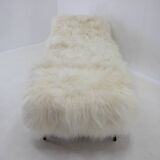 Lit de repos exclusif des années 1960 en peau de mouton