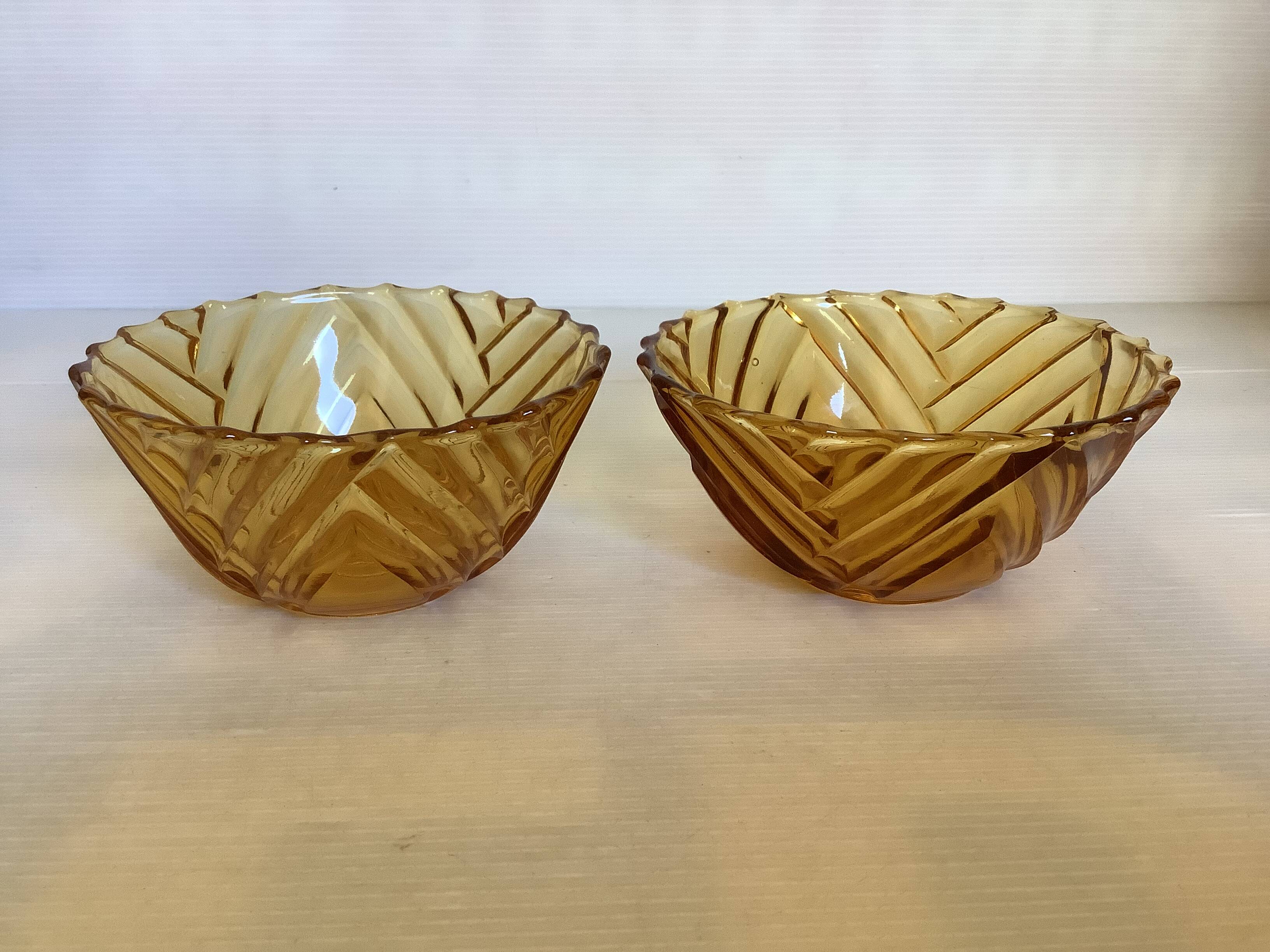 Two bowl cups pavilions Belgium Art Deco