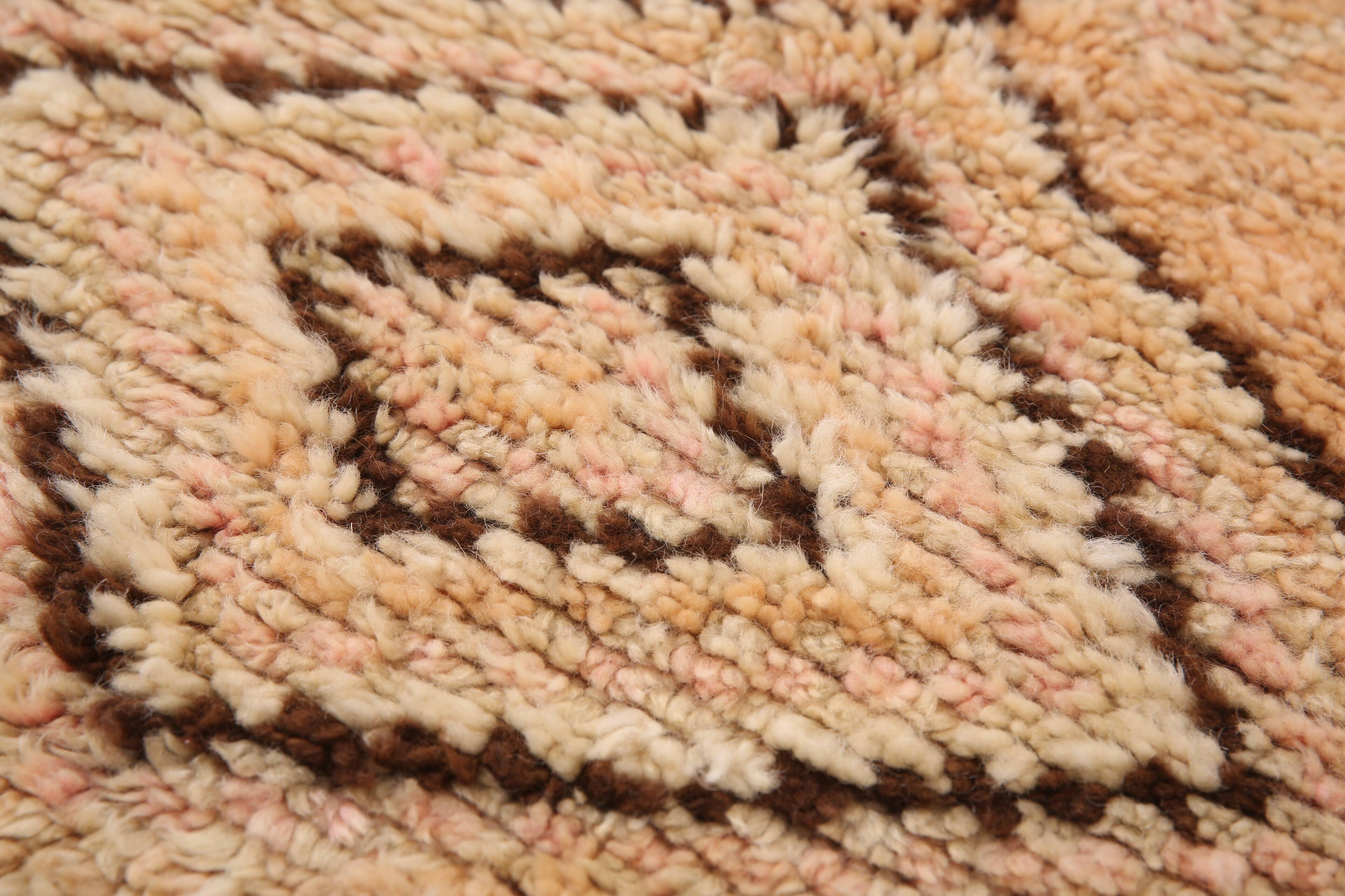 Peach Vintage Moroccan Rug 137 x 270 cm - Berber Rug Handmade - Wool Rug