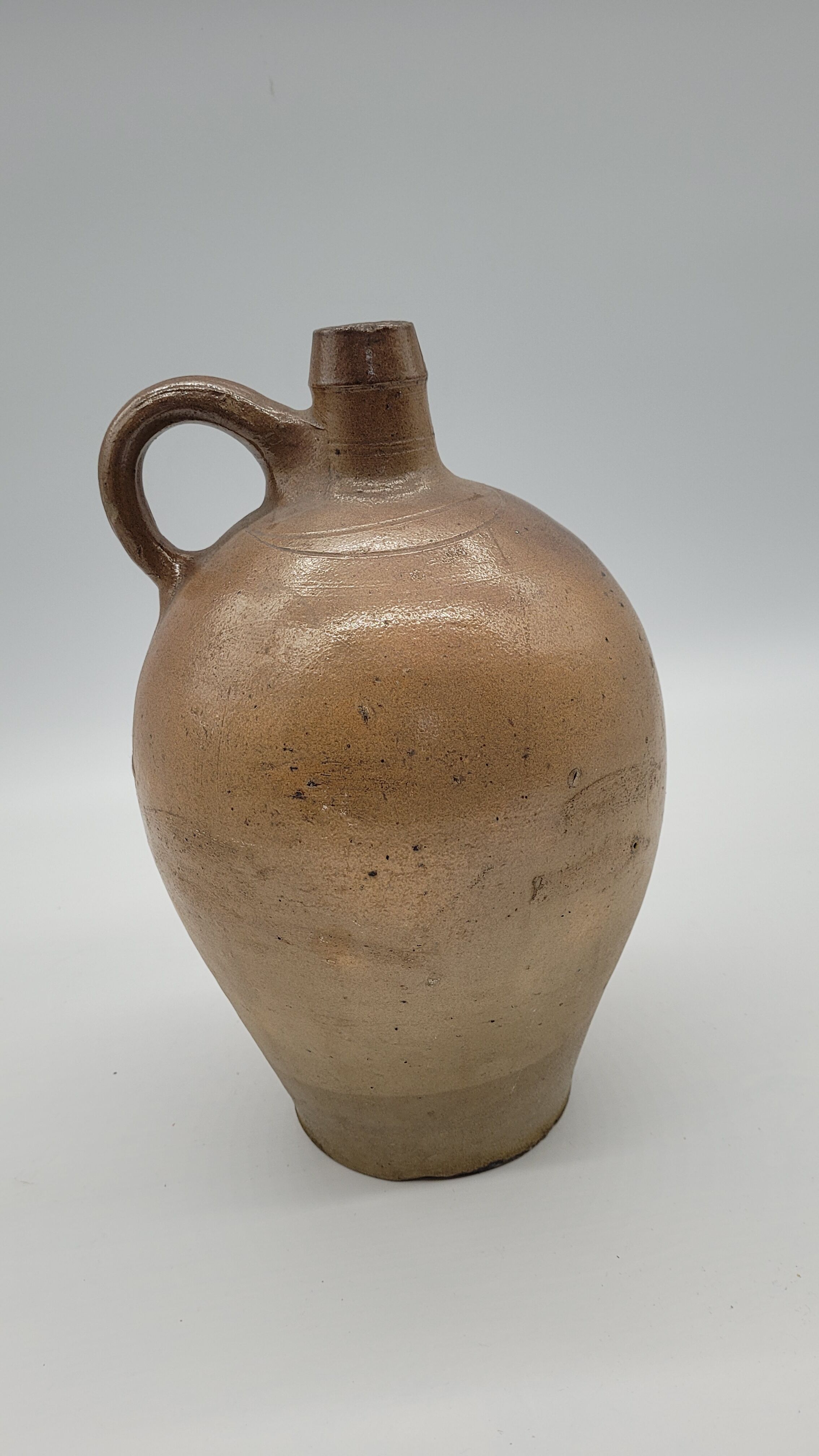 Vase jug in sandstone 5L