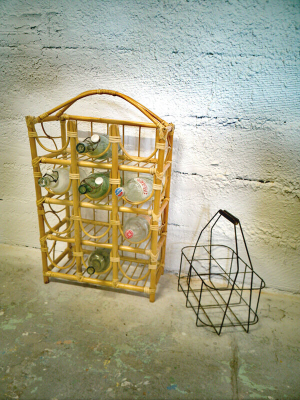Rattan bottle holder