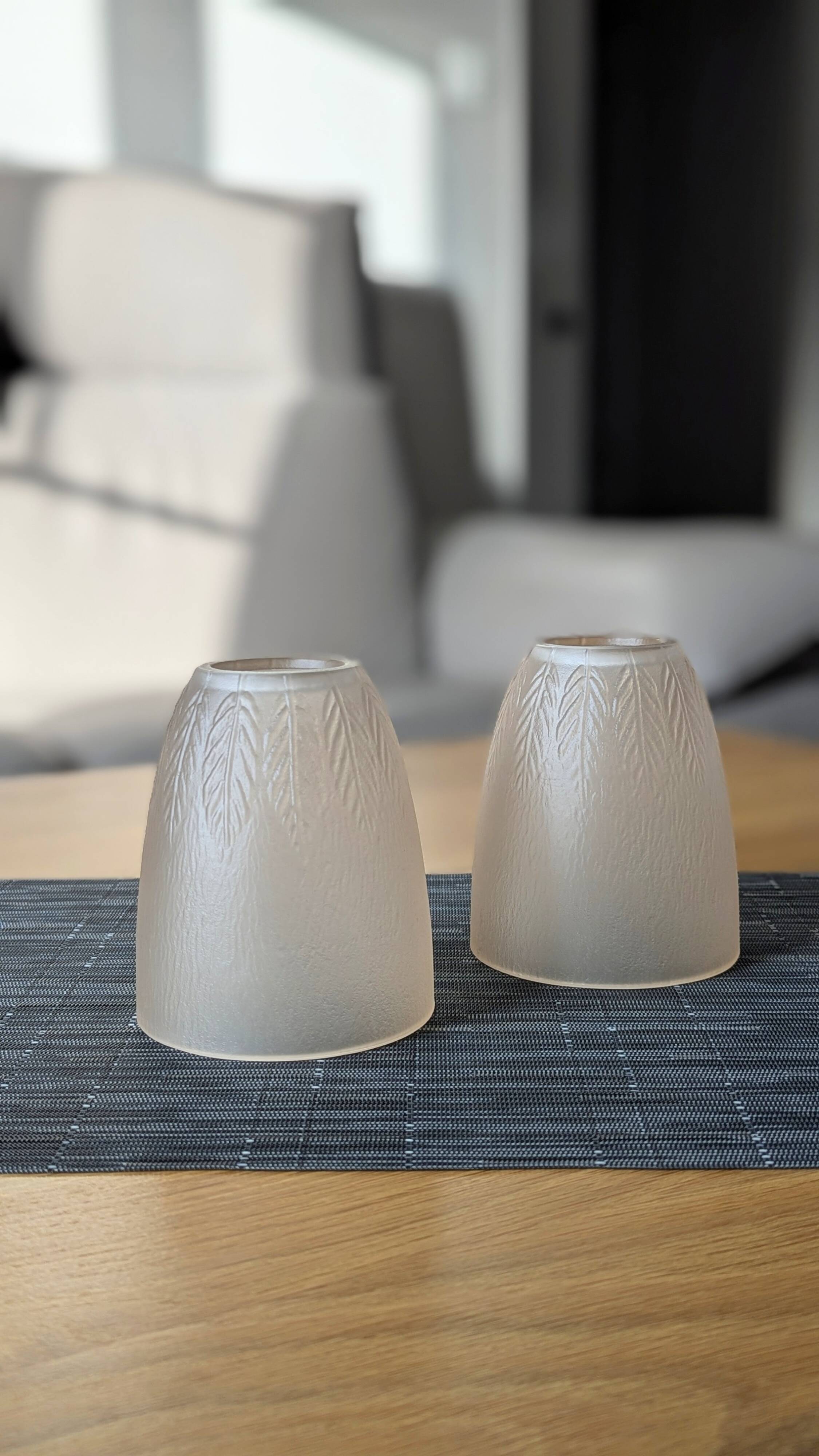 Set of 2 amber effect tulips with leaves (L-0210-4)