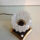 Lampe de chevet verre tulipe structuré et socle laiton / vintage années 50-60