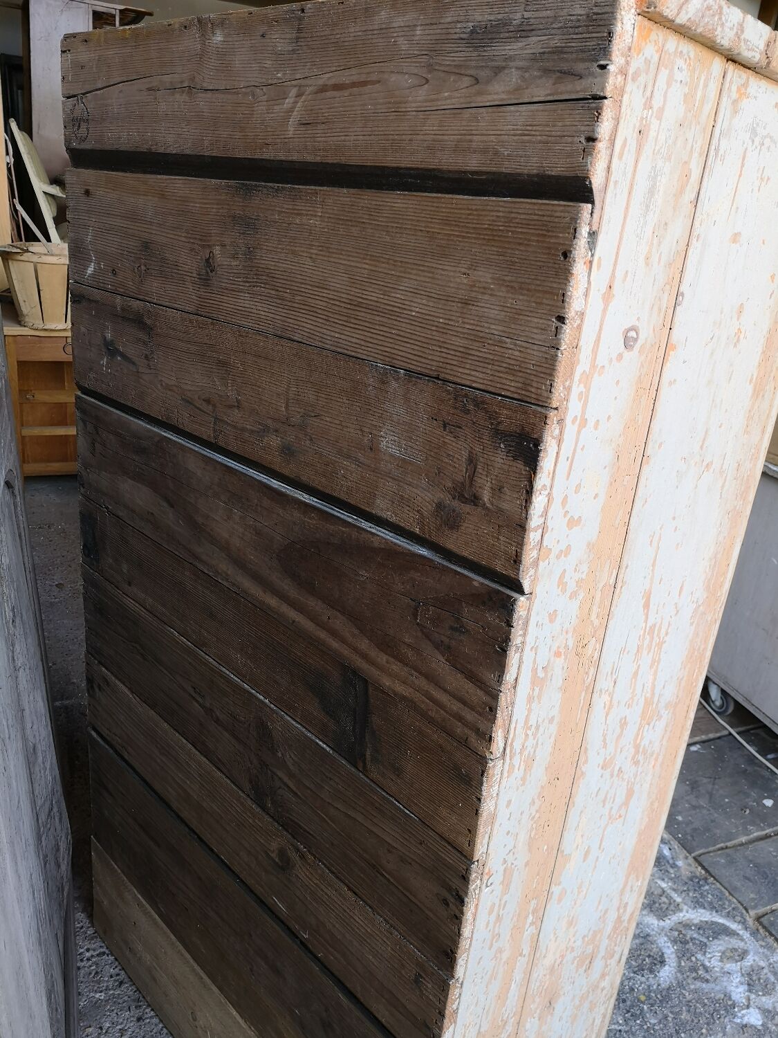 Armoire bonnetière