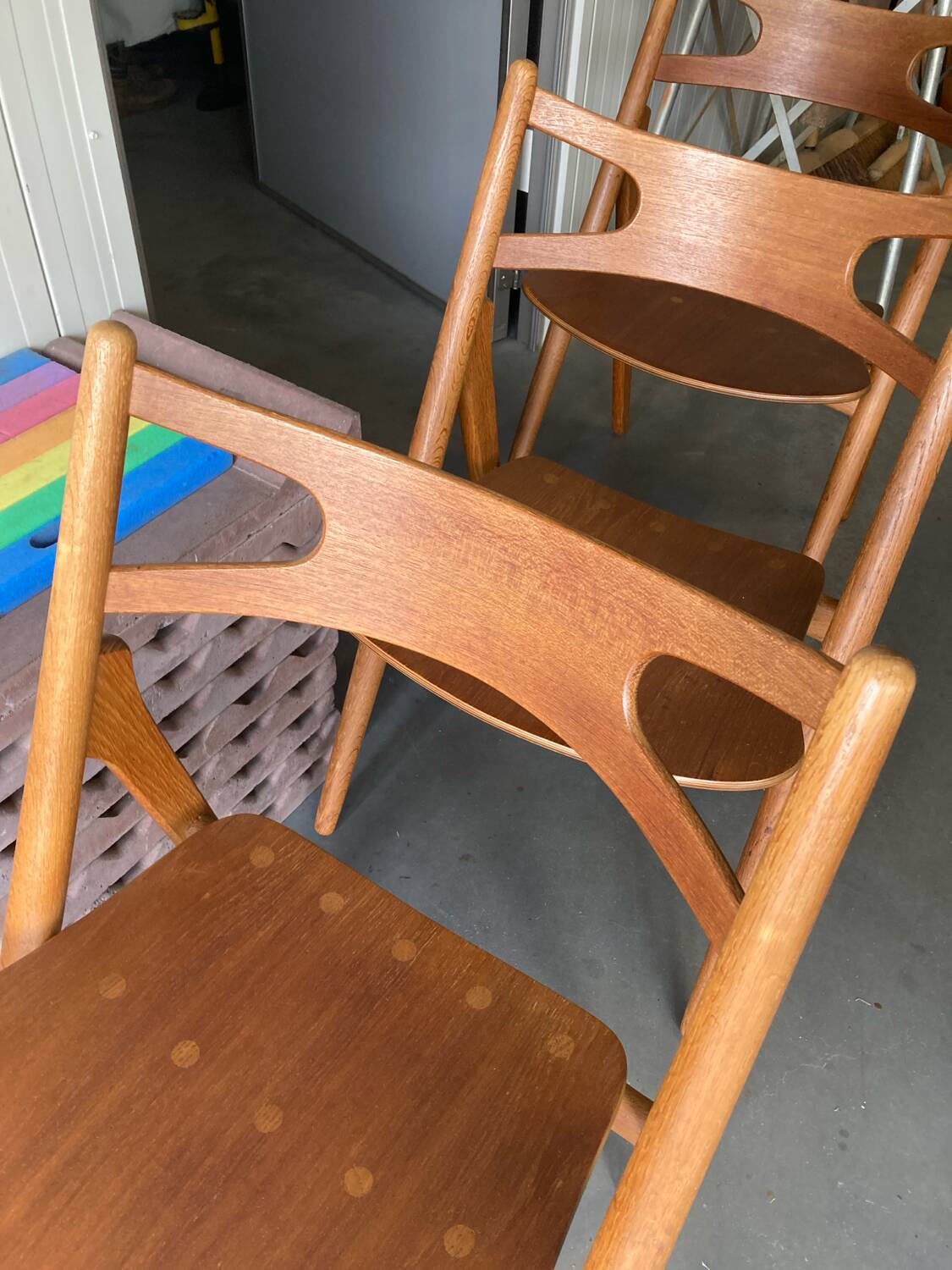 Chaises CH29 Sawbuck par Hans Wegner pour Carl Hansen & Son. Lot de 4