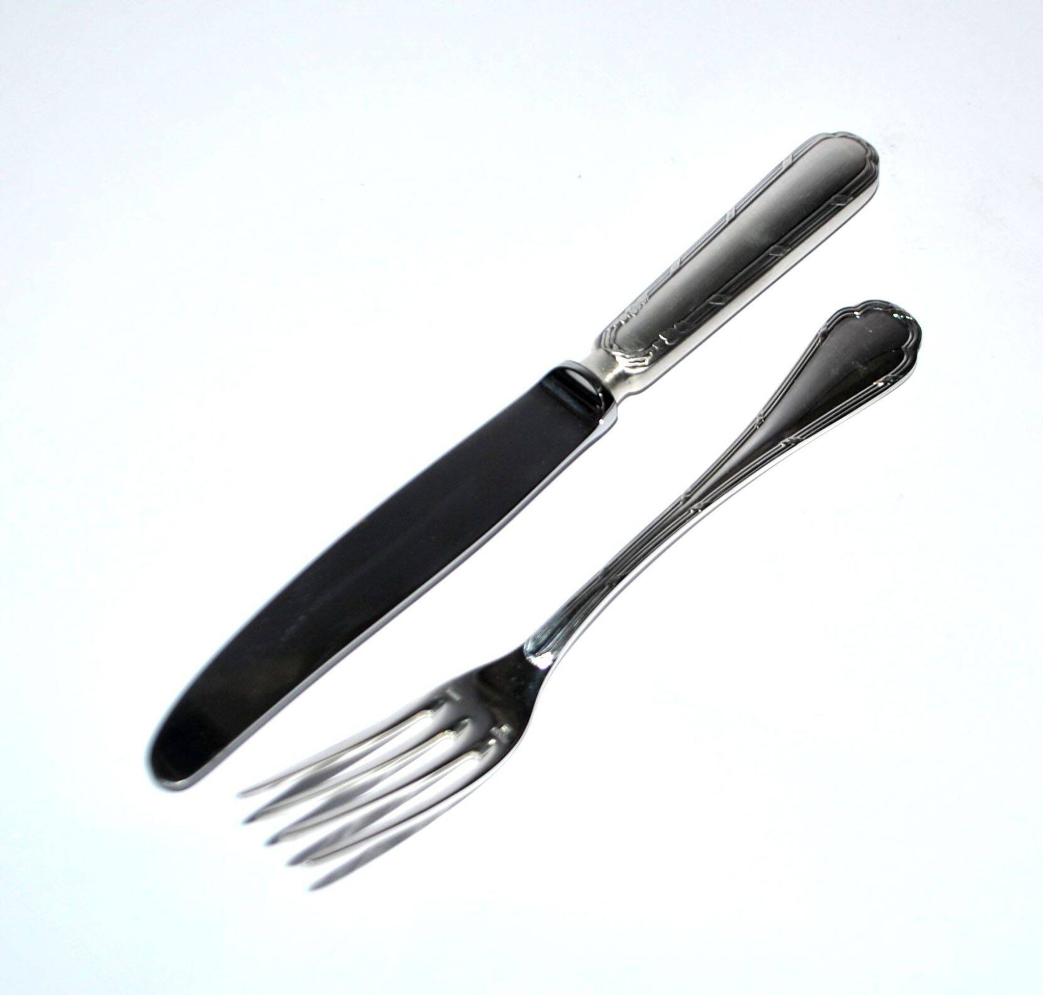 Ercuis set of 2 Trianon metal-plated dessert cutlery with crossed ribbon for cheese starter.