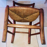 Louis Philippe straw chair from the 19th century in solid walnut, dowelled.