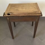 Small children's desk