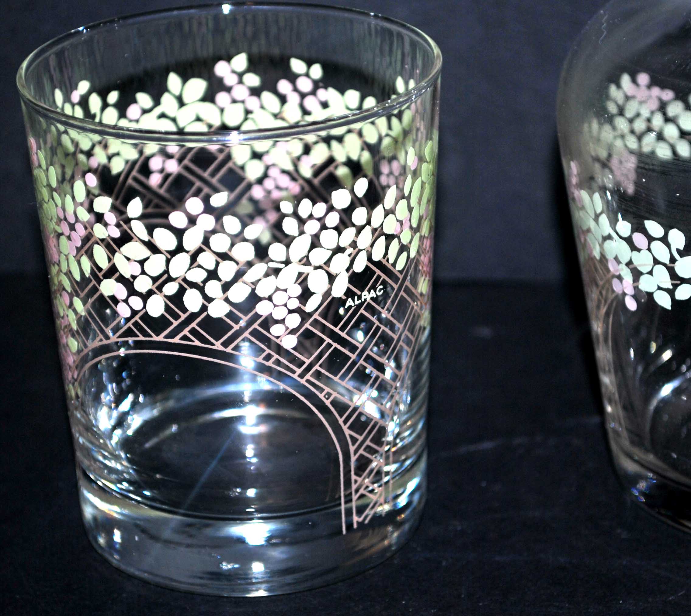 Verre d'eau rétro en verre émaillé alpac - serviteur de nuit